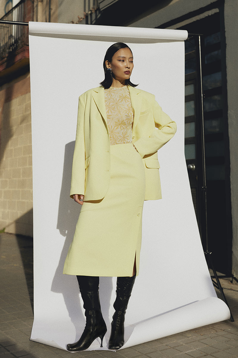 YELLOW OVERSIZED JACKET - CULT MIA