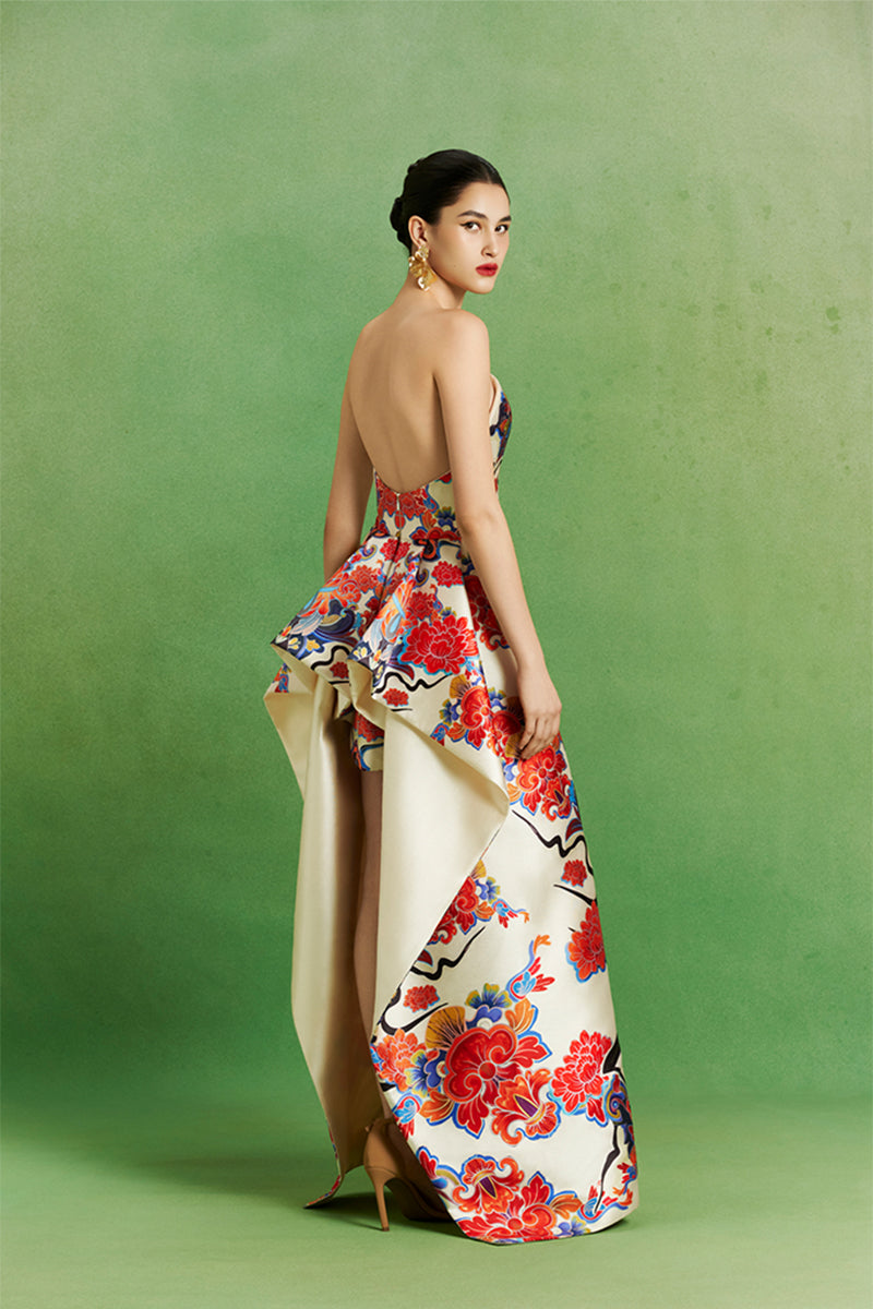 Le Thanh Hoa Mosaic Gown featuring intricate mosaic-inspired patterns and elegant flowing fabric, perfect for formal occasions.