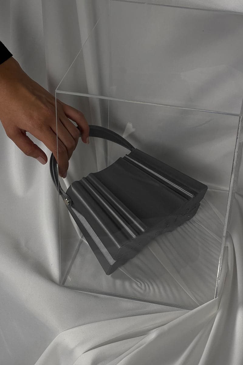 SILVER SILK CLUTCH - CULT MIA