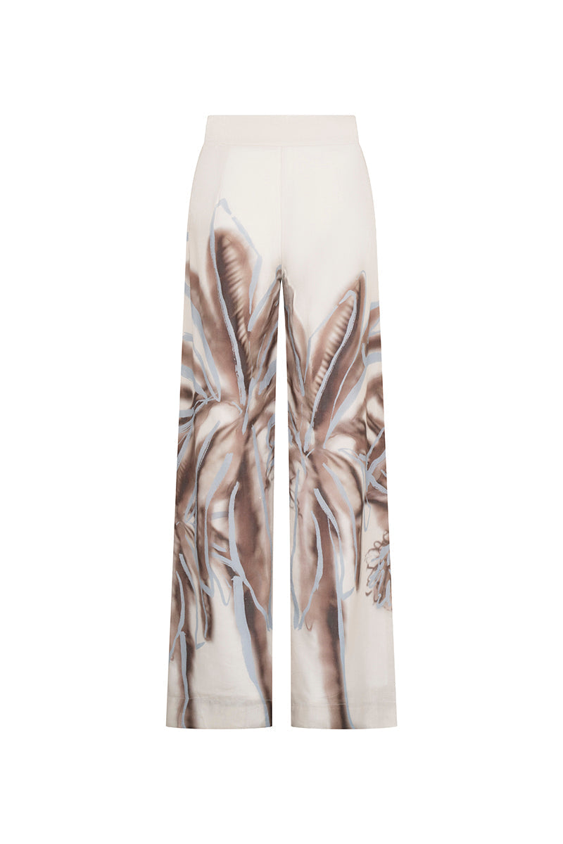 Tinta Latina Solei pants in ivory print, stylish and comfortable pants with a vibrant floral pattern, perfect for casual wear.