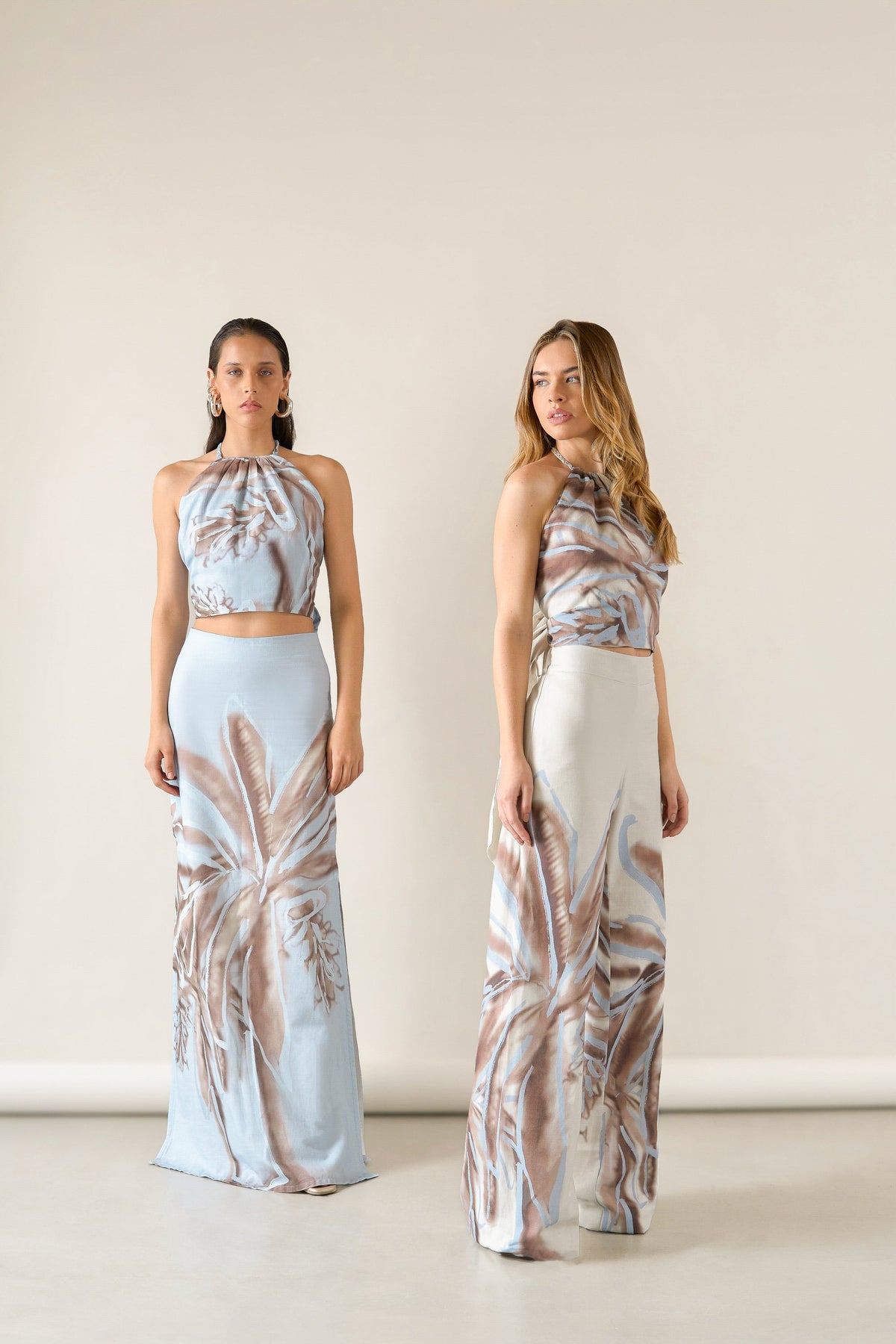 Tinta Latina Solei pants in ivory print, stylish and comfortable pants with a vibrant, patterned design, perfect for casual wear.