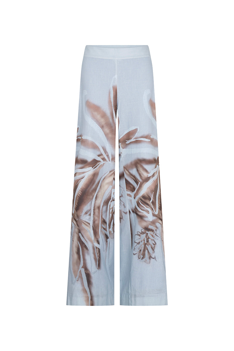 Tinta Latina Solei pants in soft blue print with stylish, relaxed fit, featuring a vibrant blue pattern and comfortable waistband.