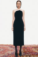 Black PODYH Saray Midi Dress, elegant sleeveless design with a fitted waist, perfect for sophisticated occasions.