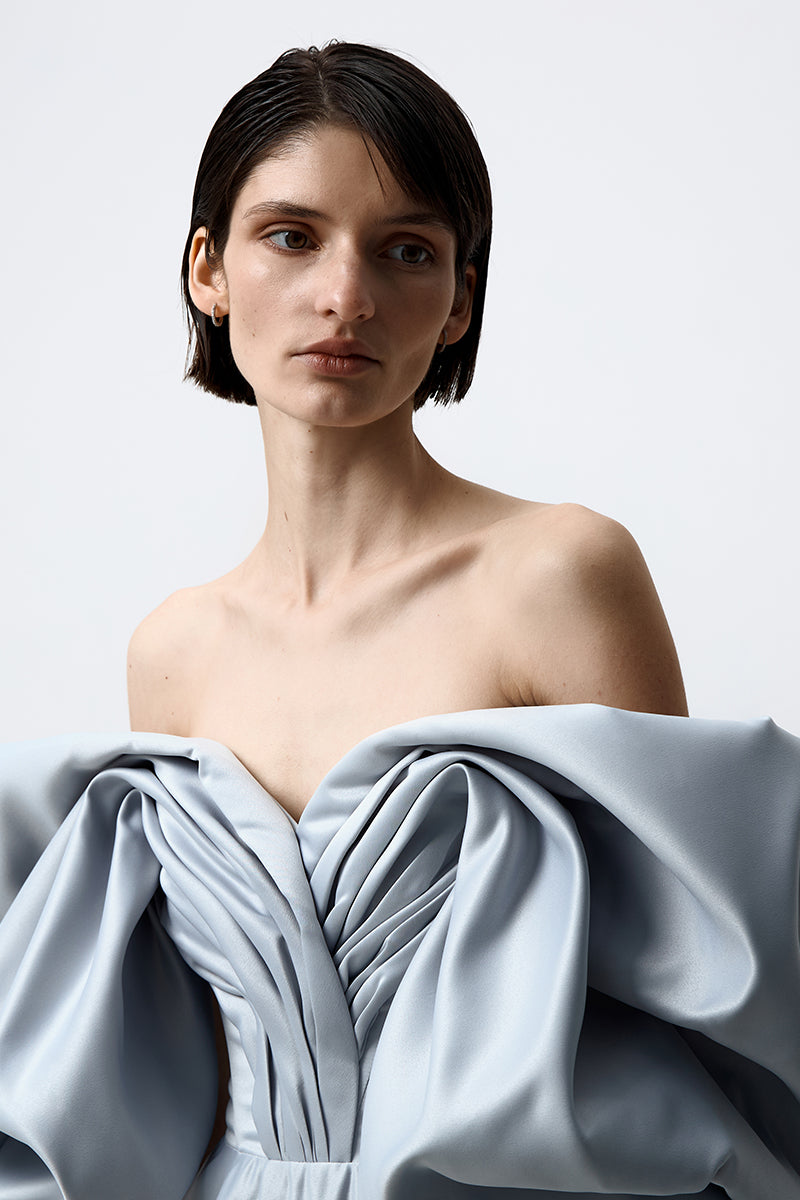 VOLUME SCULPTED DRESS IN LIGHT BLUE - CULT MIA