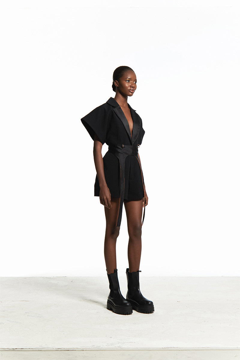 BLACK TAILORED JUMPSUIT - CULT MIA