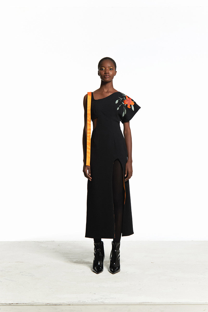 SIGNATURE EMBROIDERED KIMONO DRESS - CULT MIA