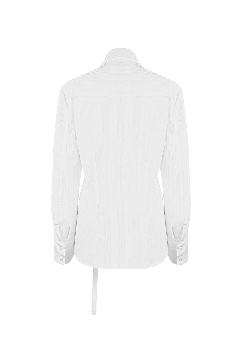 Sean Sheila tailored shirt with belt opening, shown from the back, featuring a sleek collar and stylish design.