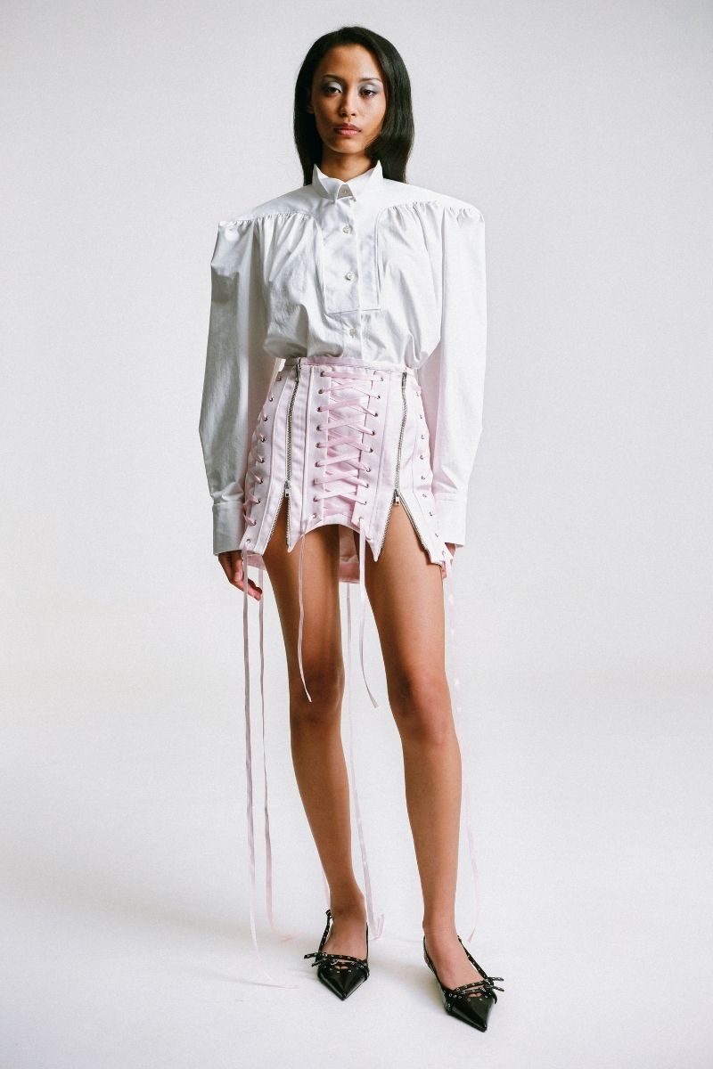 Sean Sheila gathered blouse, front view, stylish shirt with gathered details and long sleeves, perfect for casual or office wear.