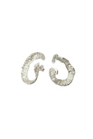 Sara & Flora TROZO DE LUNA hoops earrings featuring crescent moon design on silver-tone metal.