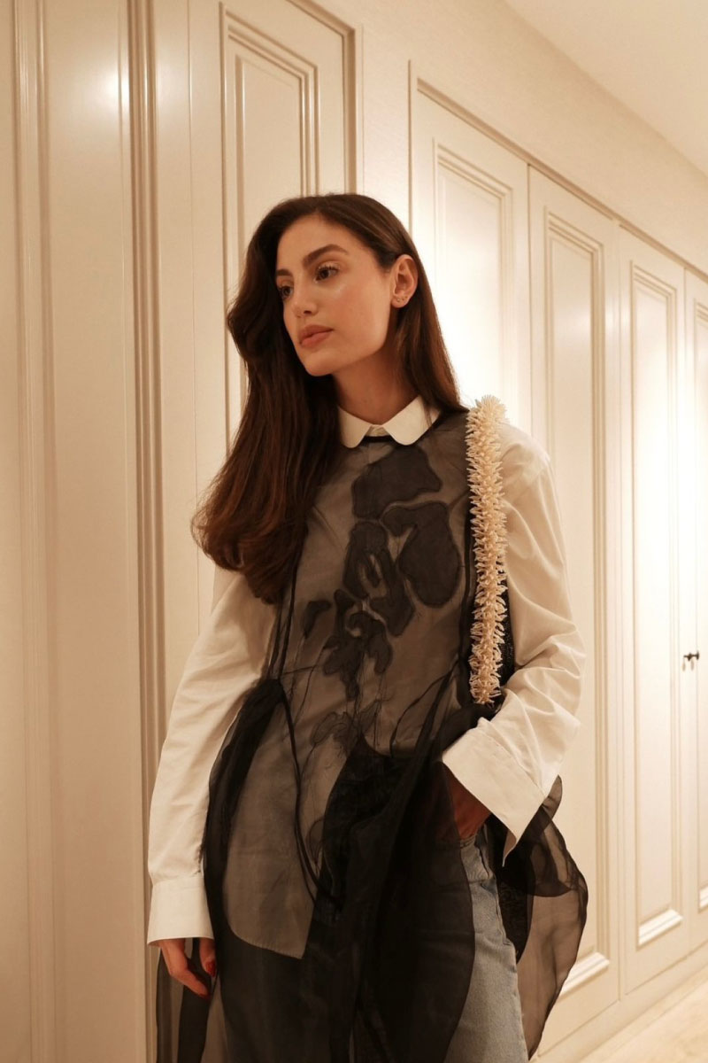 Black and cream SAC DE SOUL Camila shoulder bag with sleek design and stylish strap, perfect for everyday use.