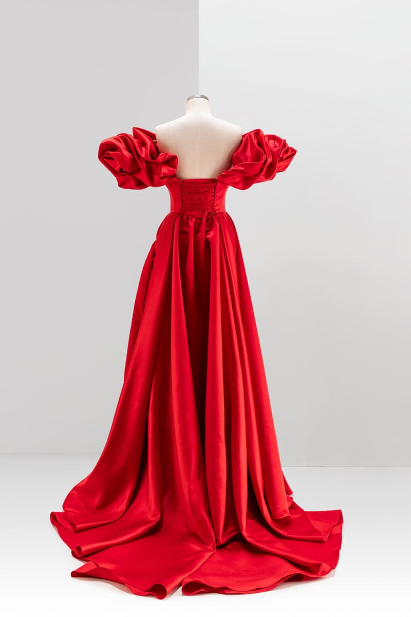 RED VOLUME SCULPTED GOWN | CULT MIA | Monetre RED VOLUME SCULPTED GOWN | CULT MIA | Monetre