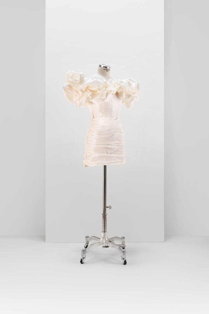 MILK LACE-UP CORSET WITH MERINGUE FLOUNCES - CULT MIA