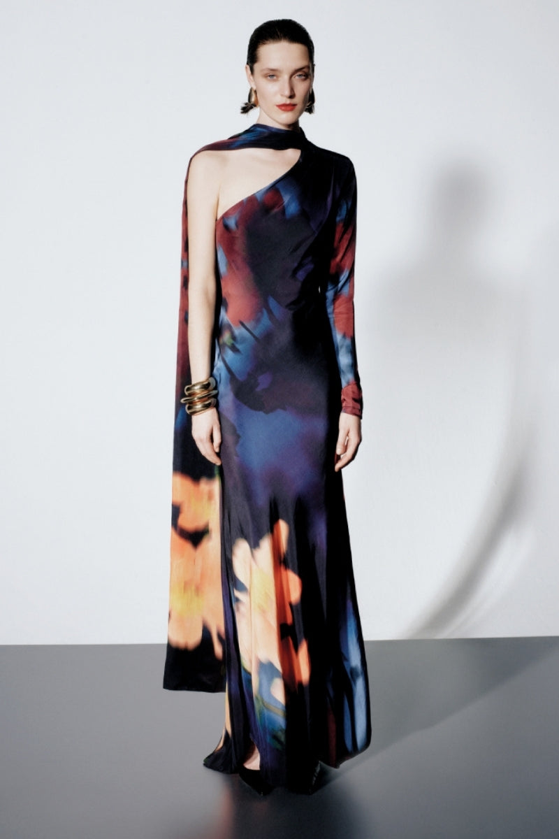 SAHRA NAVY MAXI DRESS IN AMBER SKY