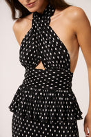 Black Señorita Sofia Maxi Dress featuring a flowing silhouette and elegant design, perfect for stylish occasions.