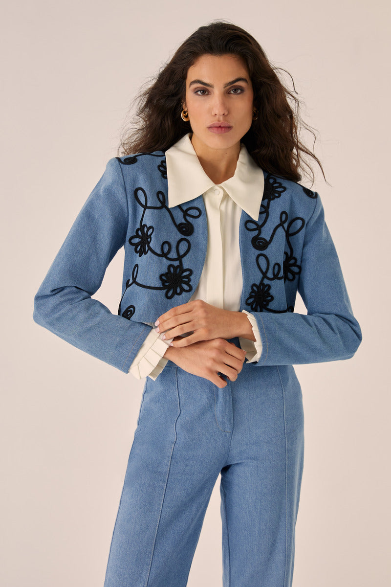 Señorita blue blazer jacket with tailored fit and lapel collar, stylish for formal or casual wear.