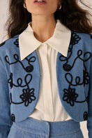 Señorita Juana blazer in blue, stylish women's blazer with tailored fit, featuring lapels and a sleek design.