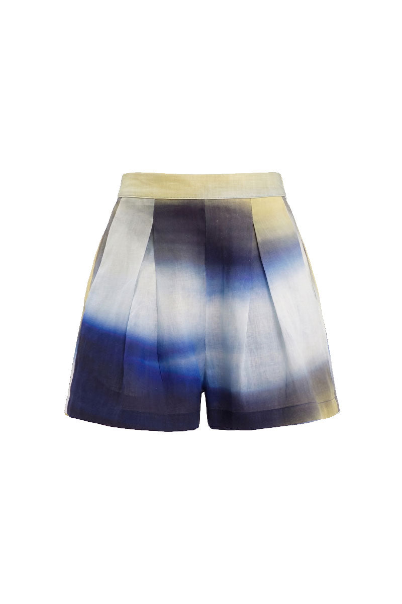 Maylé Vásquez Serenito shorts with a vibrant waves print, featuring lightweight fabric and casual fit for comfortable summer wear.