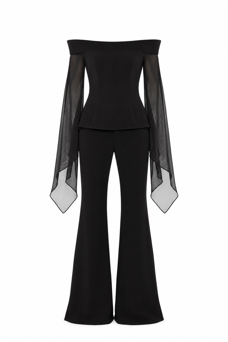 Lili Blanc flow flare trousers in a stylish pants design, featuring a relaxed fit and flared leg silhouette.