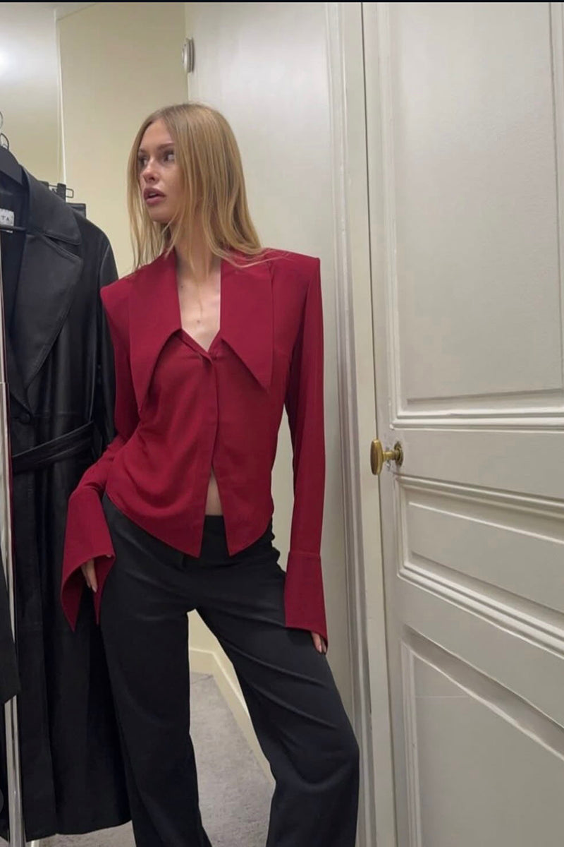 Kris Marán sheer burgundy shirt with an oversized collar, lightweight and stylish for a modern, elegant look.