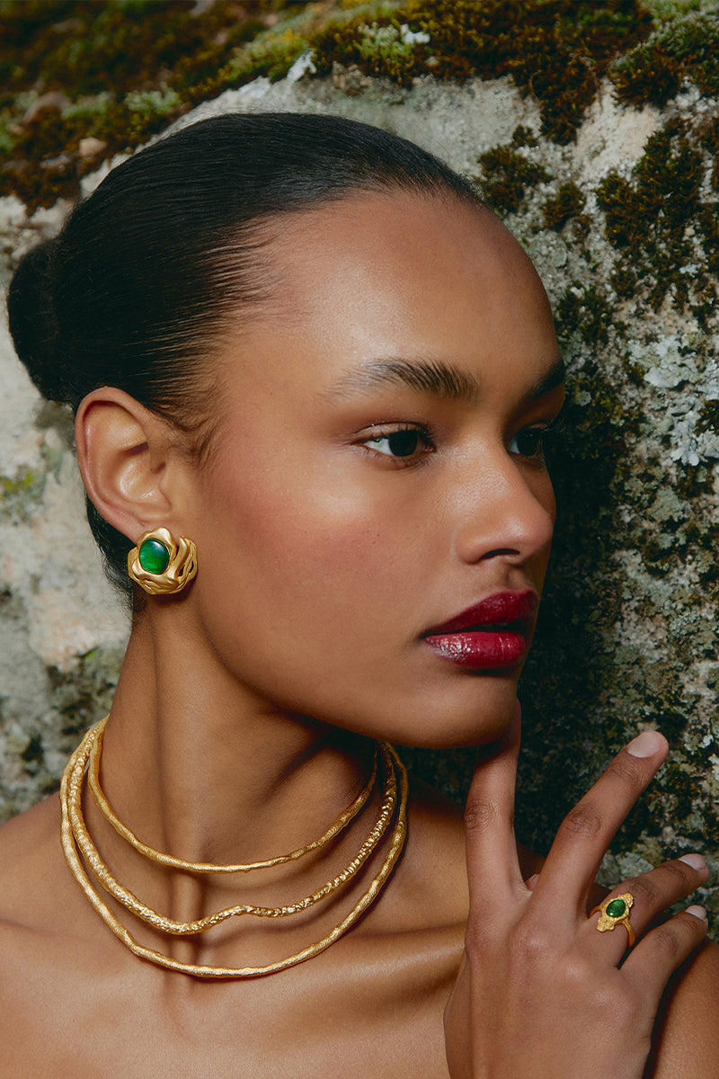 GOLD SHORELINE NECKLACE - CULT MIA