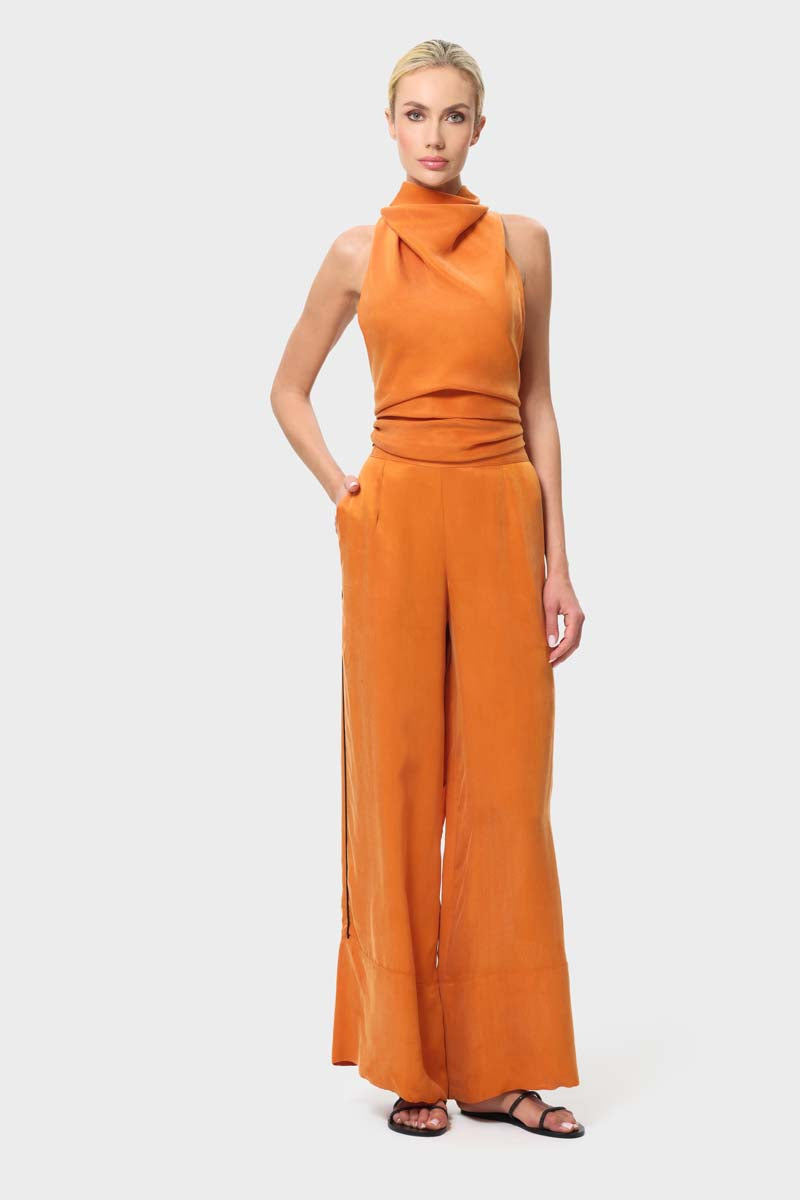 niLuu Sienna Sasha top, stylish women's blouse with elegant design, shown in the SiennaSashaStyle.jpg image.