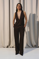 Brown silky lounge top with lace detail from Kris Marán, featuring a soft, smooth fabric and delicate lace accents.