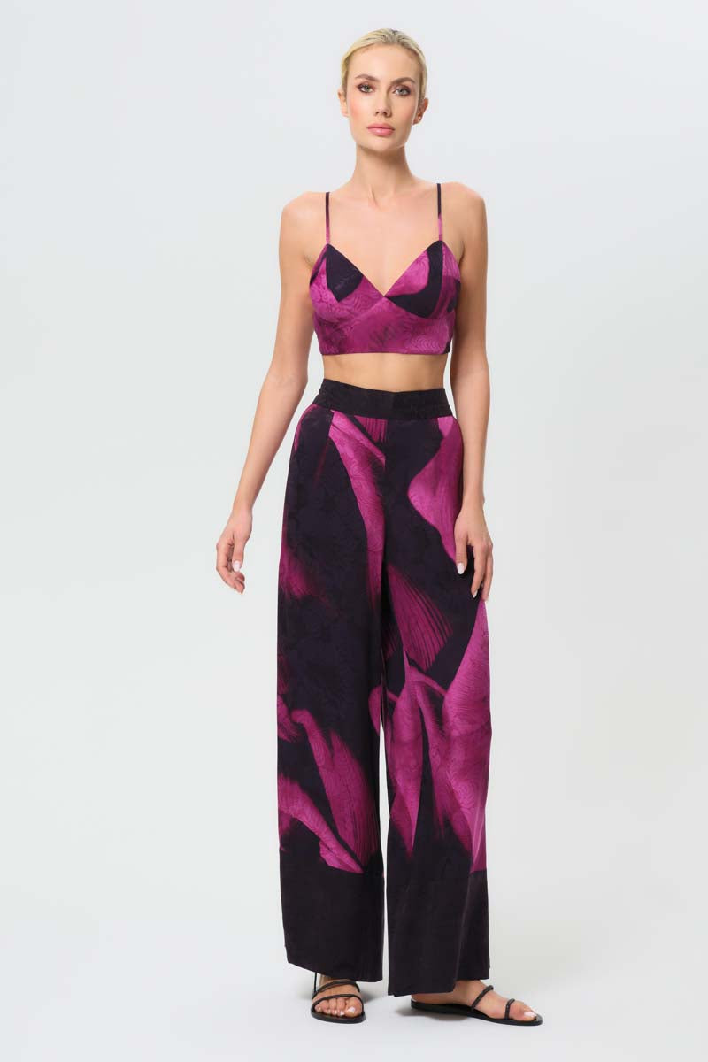 niLuu Sophia lounge pants shown, featuring relaxed fit and soft fabric for comfortable casual wear.