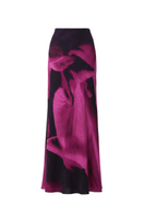 NiLuu Sophia Lucy slip skirt, a stylish maxi skirt in flowing fabric with a smooth waistband and elegant design.