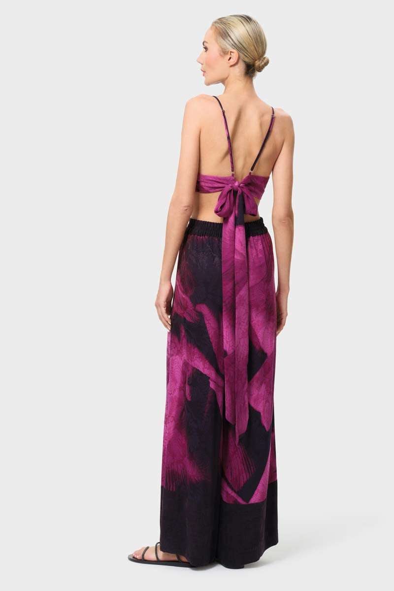 Back view of niLuu Sophia Lounge Pants, stylish and comfortable casual pants with a relaxed fit and soft fabric.