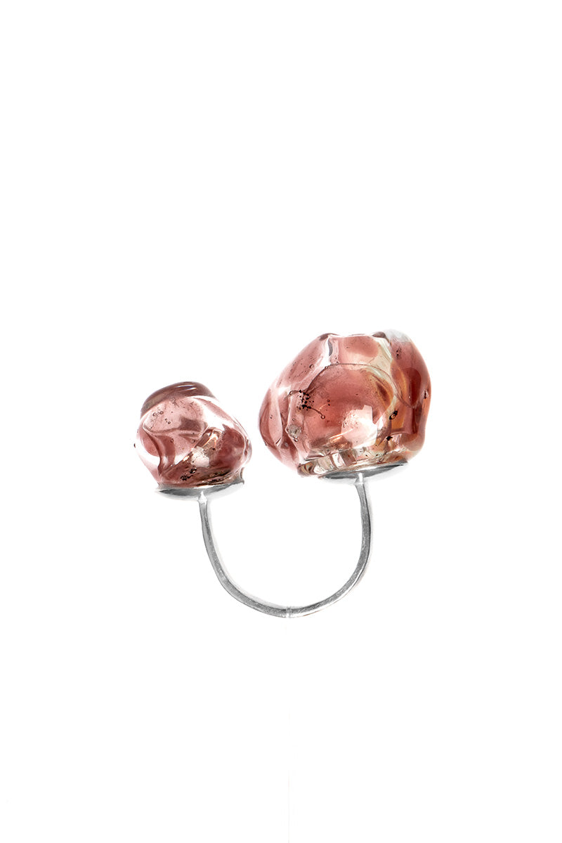 Salvára SOPLO Double Ring in mauve, stylish jewelry piece featuring a sleek design and soft purple hue.