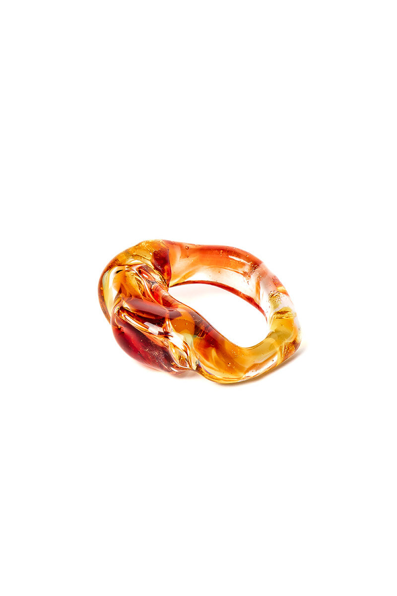 Salvára SOPLO ring set featuring multiple red rings with intricate designs, stylish jewelry for women.