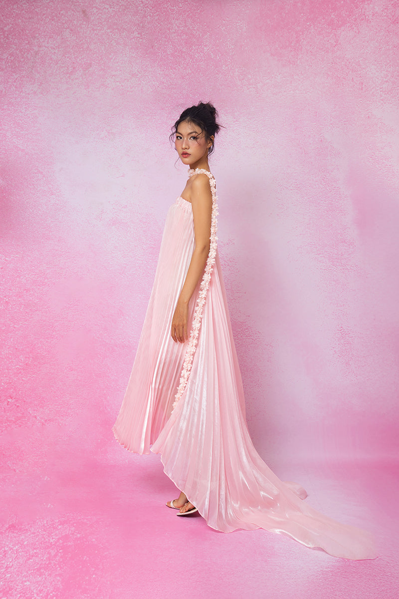 STRAPLESS PLEATED MIDI DRESS IN SOFT PINK STRAPLESS PLEATED MIDI DRESS IN SOFT PINK