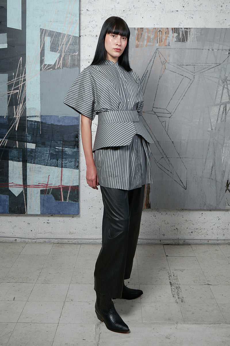 STRIPED SHIRT MINI DRESS / STRIPED SHIRT BELT IN GRAPHITE STRIPES - CULT MIA