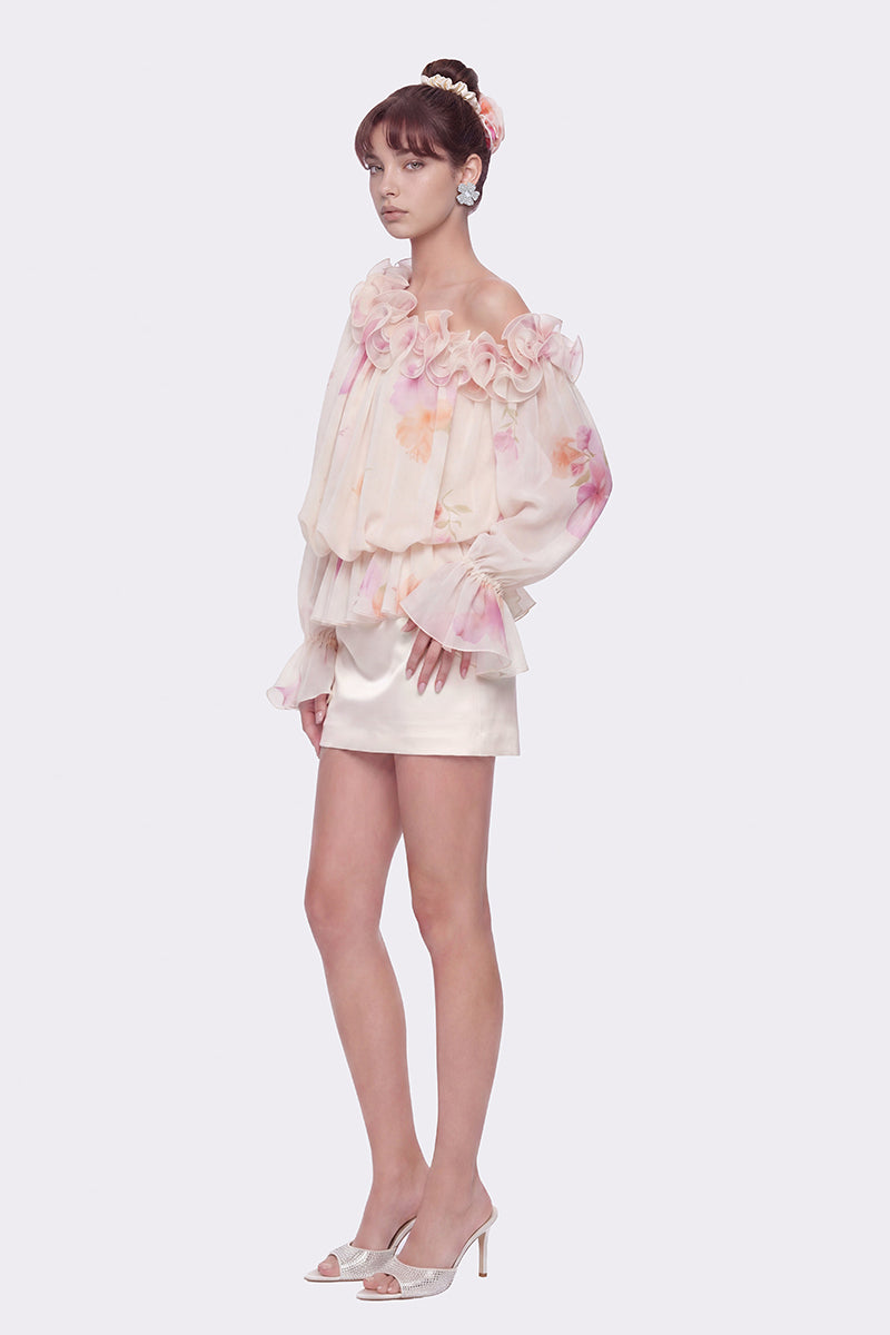 Cream floral summer top with ruffle details from Nana Jacqueline, featuring a lightweight, breezy blouse perfect for warm weather.