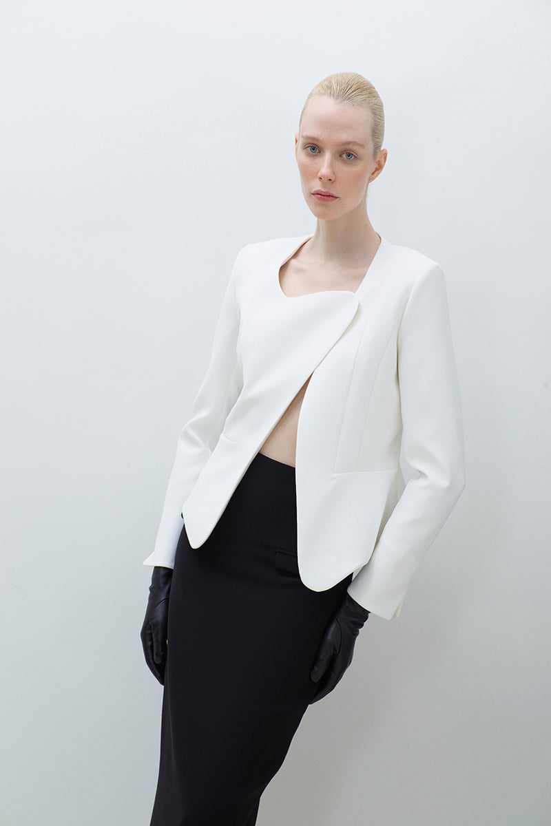ASYMMETRICAL CROPPED JACKET | CULT MIA | TAGG