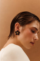 Sara & Flora black Aurora midi earrings, stylish earrings featuring sleek black design and elegant long dangle style.