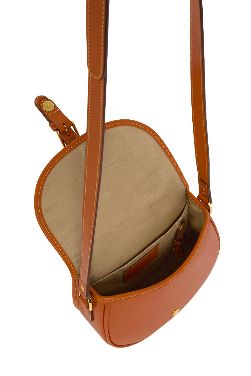 Tusting Cardington tan shoulder bag with adjustable leather strap and multiple compartments for stylish everyday use.