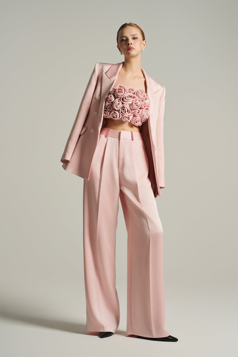 Light pink double-breasted blazer from I.H.F Studio featuring a tailored fit and classic lapels, shown on a mannequin.
