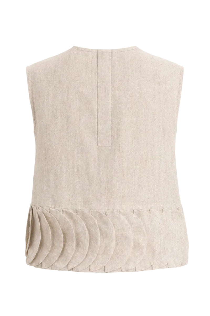 ANA + MARIA TATTI top in sand, stylish sleeveless blouse with a relaxed fit, displayed on a mannequin.