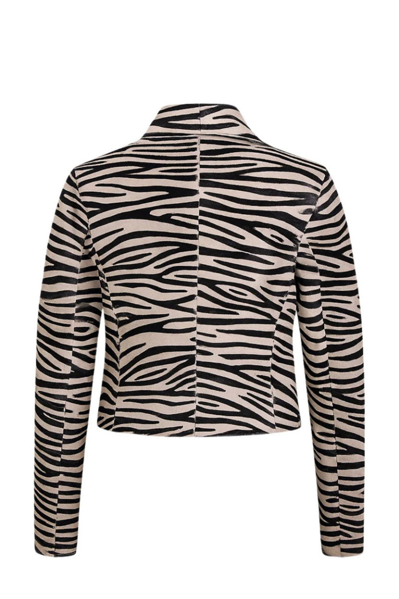 ZUT Taylor jacket in thin zebra print, stylish lightweight jacket with black and white zebra pattern.