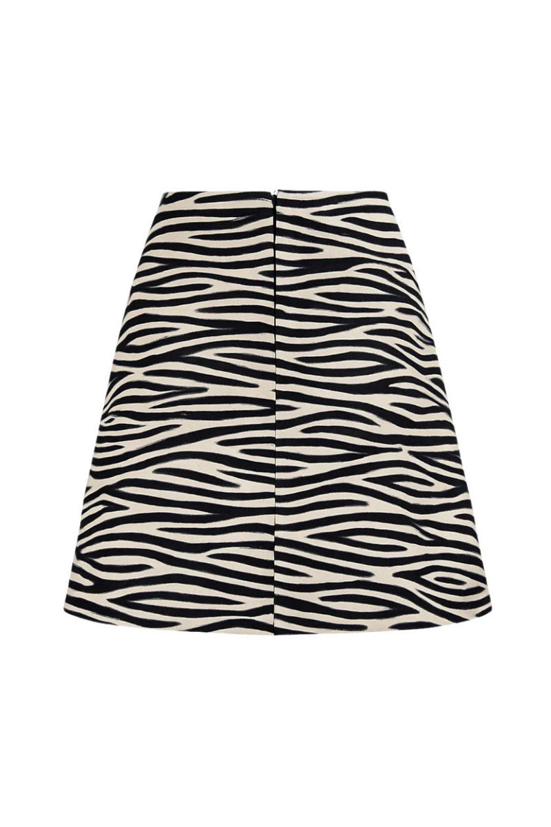 ZUT Taylor mini skirt in thin zebra print, featuring a stylish and fitted design with black and white zebra pattern.