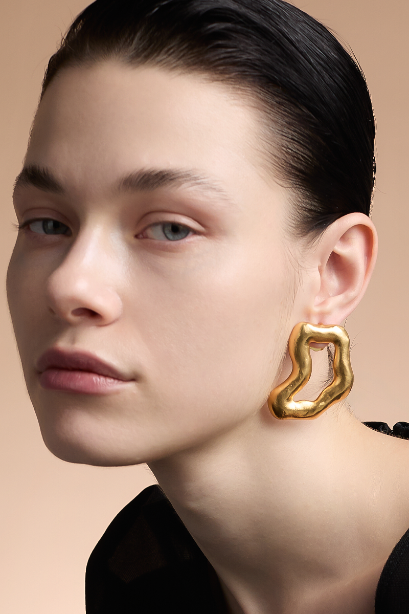 Gold TENA MAXI earrings by Fenomena featuring bold, statement-making design with a sleek, modern look.