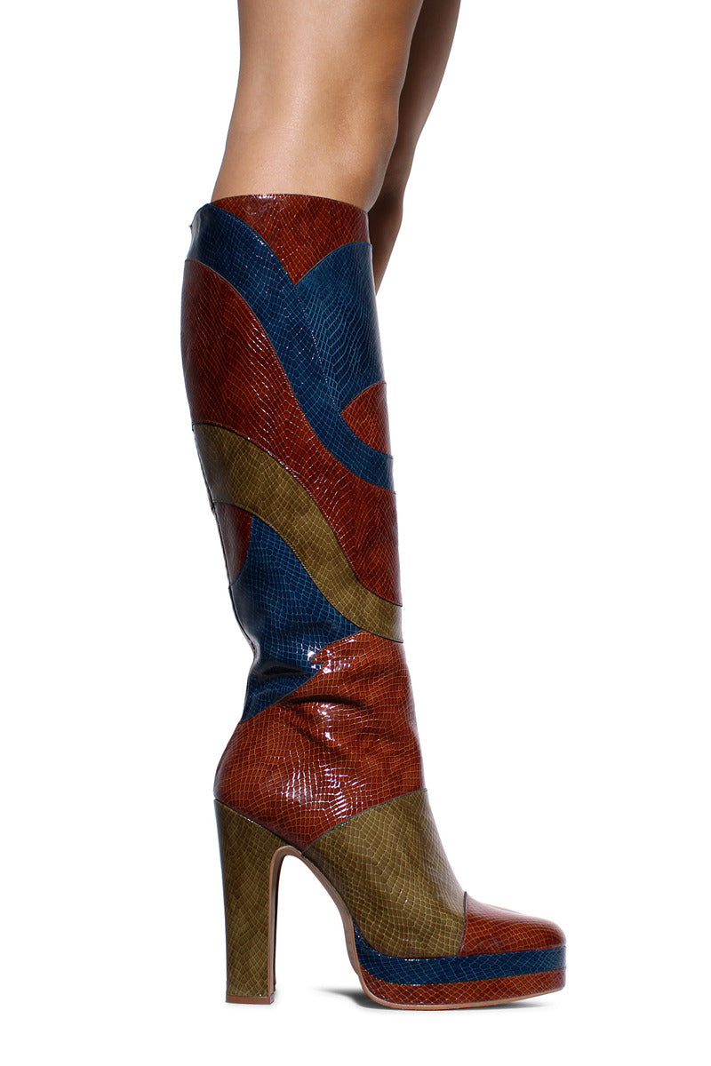 Terry de Havilland River New York 70s block heel high boots in black leather with a sleek design and sturdy heel.