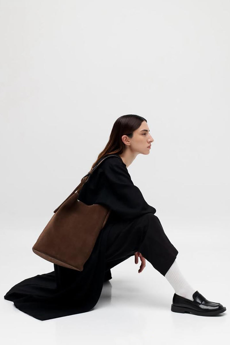 ISIDORA MALVA Tierralta Tote shoulder bag in chocolate suede with double handles and spacious interior.