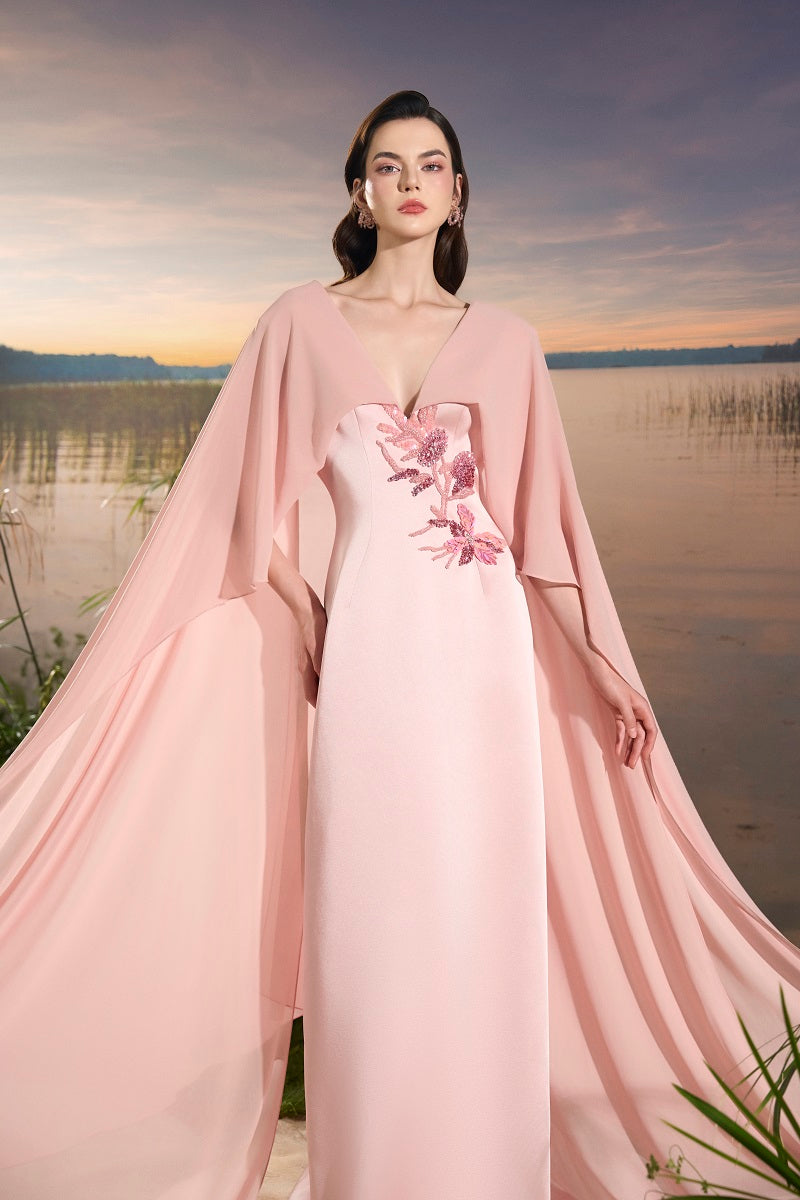 Pink chiffon V-neck backless maxi dress by Tracy Studio, flowing and elegant with a long skirt and flattering fit.