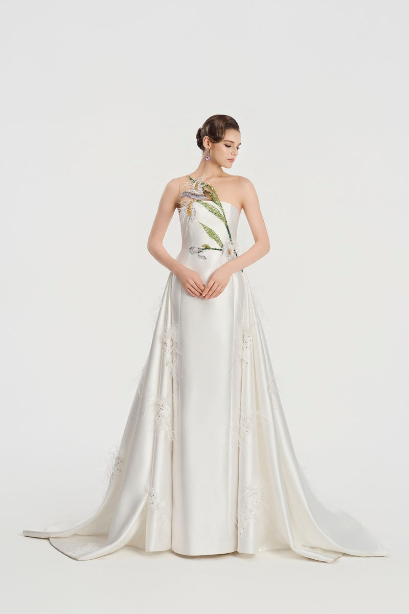 White taffeta bamboo strapless maxi dress by Tracy Studio, featuring elegant flowing fabric and a fitted bodice.