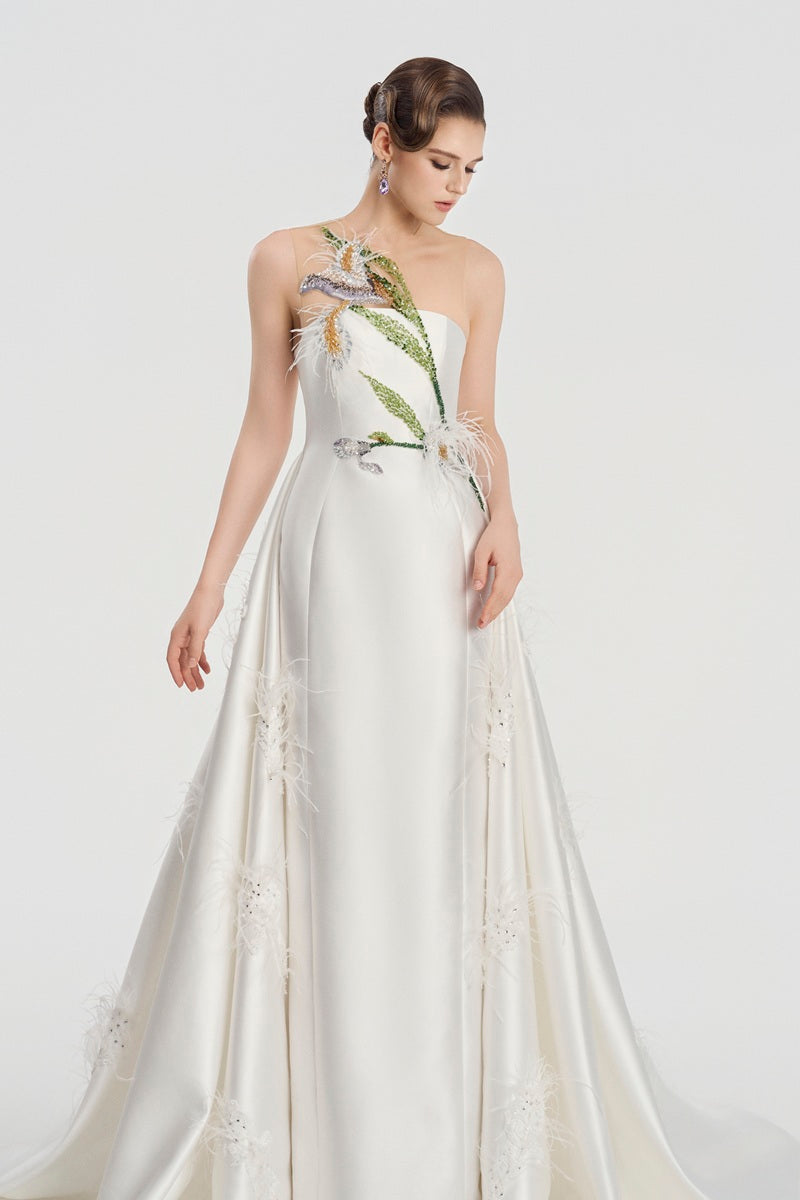 White taffeta bamboo strapless maxi dress by Tracy Studio, elegant design with flowing fabric and a fitted bodice.