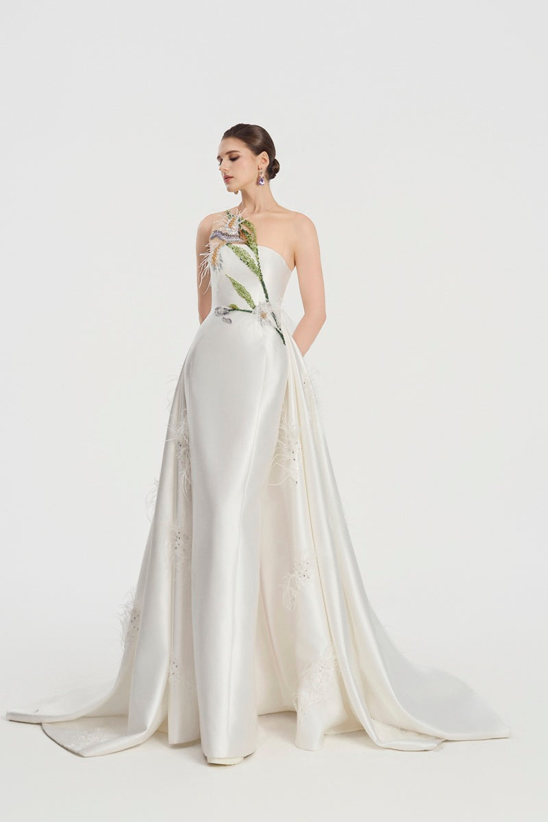 White taffeta bamboo strapless maxi dress by Tracy Studio, featuring a flowing silhouette and elegant design.
