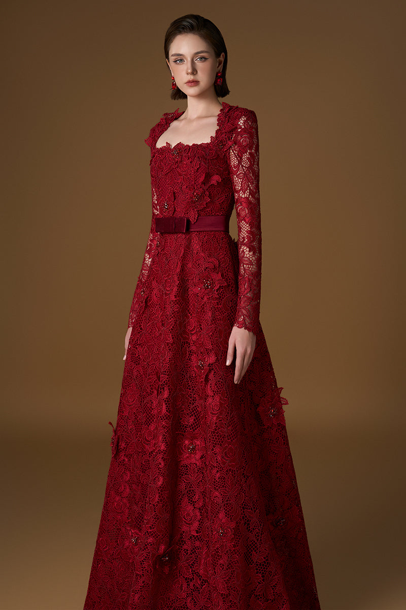 SQUARE GUIPURE LACE AND SILK GOWN IN RED | CULT MIA | I.H.F SQUARE GUIPURE LACE AND SILK GOWN IN RED | CULT MIA | I.H.F