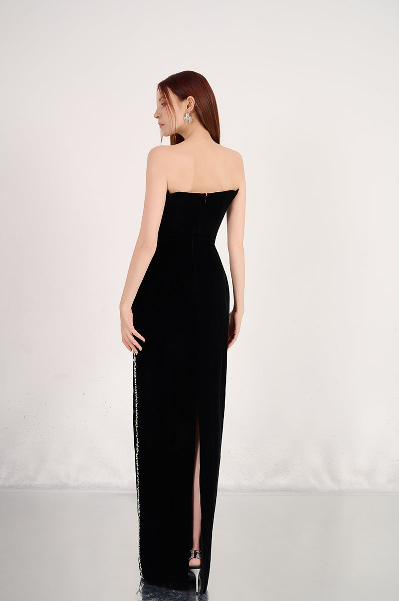 Black velvet maxi dress with stone embellishments from Happy Clothing, featuring a fitted silhouette and elegant design.